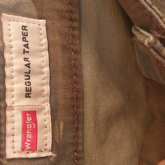 Wrangler Camo pants 38x32 Great condition - Picture 3 of 5